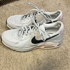 Nike Women's White and Pink Air Max Sneakers